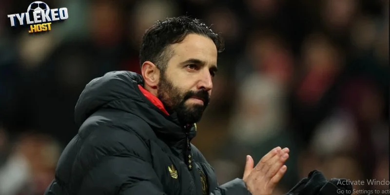 amorim chiu nhieu ap luc tang cao